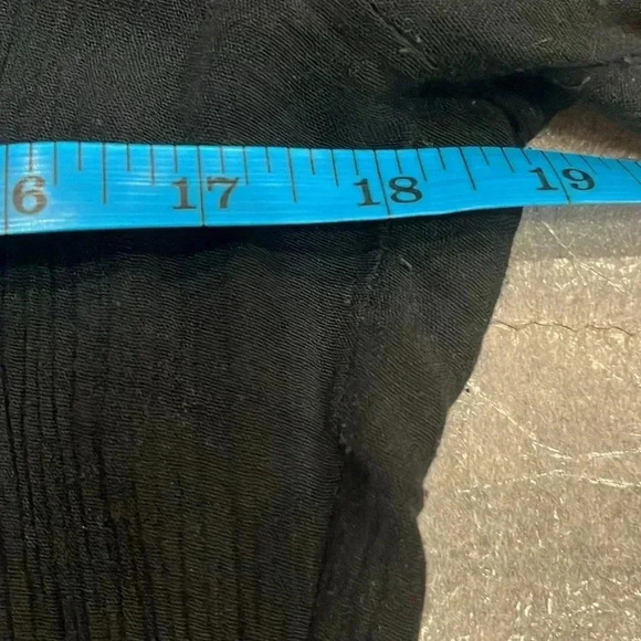 ❤️2/$30❤️[M]Kismet  Black Lace Trimed Square Neck LS Blouse - Picture 8 of 10